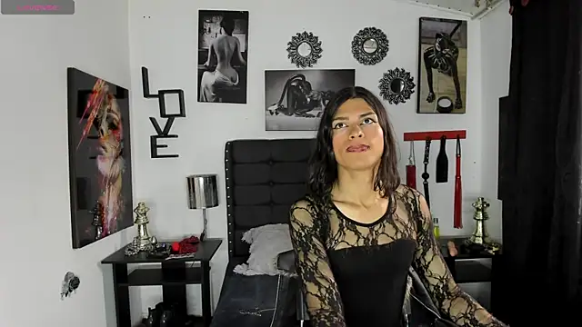 LunarisSmith online show from December 18, 2025, 7:31 pm