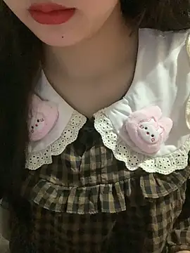 Linhtruong  online show from December 5, 2025, 4:32 am