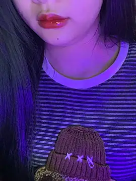 Snapshot of Linhtruong_ chatting on February 21, 2026, 4:02 am Linhtruong online show from February 21, 2026, 4:02 am