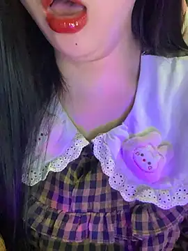 Snapshot of Linhtruong_ chatting on February 24, 2026, 4:21 am Linhtruong online show from February 24, 2026, 4:21 am