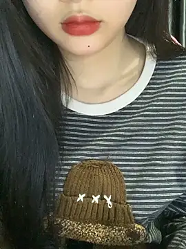 Snapshot of Linhtruong_ chatting on March 4, 2026, 4:18 am Linhtruong online show from March 4, 2026, 4:18 am