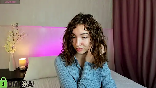 Adelina Bliss online show from November 8, 2025, 9:20 am