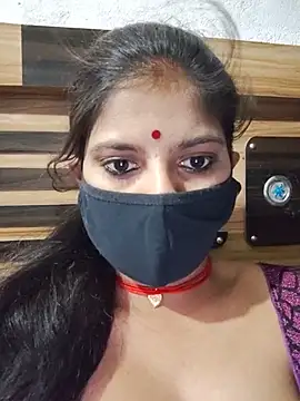 Daisygirl9 online show from June 2, 2026, 5:04 pm