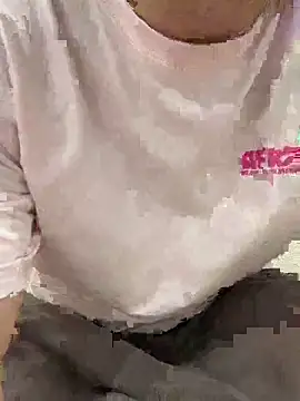 C-4bomb online show from January 15, 2026, 2:43 pm