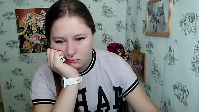 Linda S  online show from September 9, 2025, 10:26 am