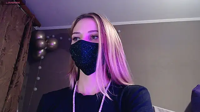 Iris lave online show from November 6, 2025, 5:36 pm