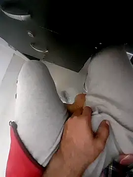 hackyourpussyxh online show from November 29, 2025, 2:14 am