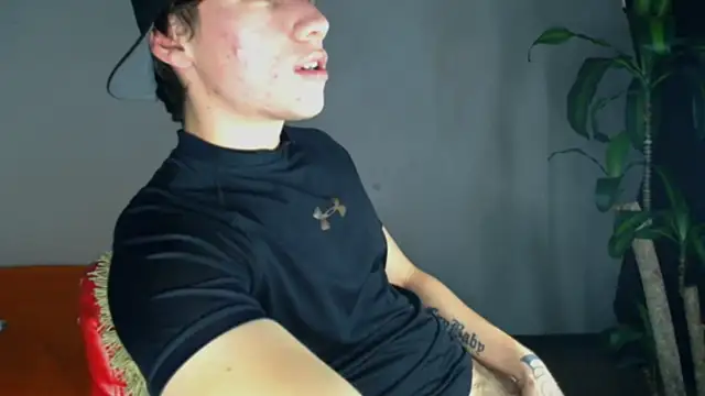 Logan sixxer online show from November 30, 2025, 6:23 pm