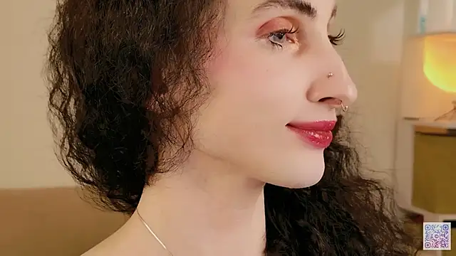 Snapshot of Queen_of_tease chatting on February 12, 2026, 8:48 pm Queen of tease online show from February 12, 2026, 8:48 pm