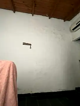 Babylovetiernax online show from December 5, 2025, 11:19 am