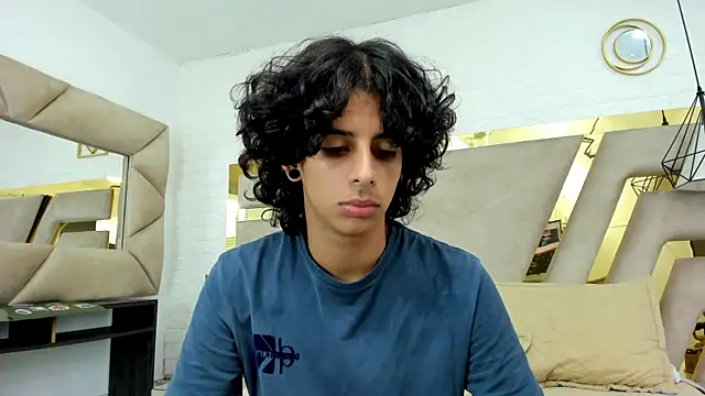 Ibratxandy online show from November 12, 2025, 6:08 pm