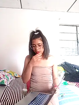 Tendercouple1 online show from April 2, 2026, 5:32 pm