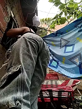 Rous-squir online show from September 10, 2025, 7:25 pm