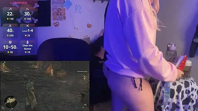 PixelKitty  online show from October 2, 2025, 10:28 pm