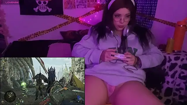 PixelKitty  online show from January 8, 2026, 11:29 pm