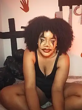 Snapshot of Maaaar_ chatting on October 25, 2025, 12:40 am Maaaar online show from October 25, 2025, 12:40 am