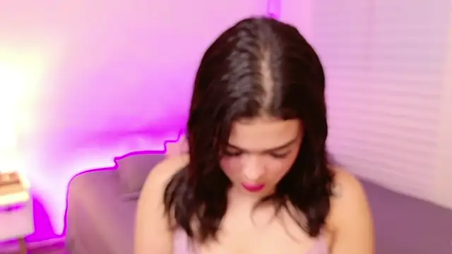 DulceDuarte online show from January 17, 2026, 10:35 pm