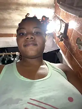 chocolatito-ho online show from October 25, 2025, 8:58 pm