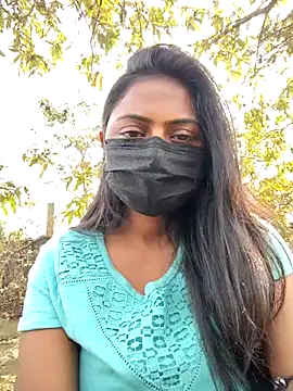 Snapshot of Ishu_Lovee chatting on February 5, 2026, 5:23 am Ishu Lovee online show from February 5, 2026, 5:23 am