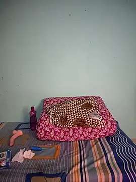 Snapshot of Ishu_Lovee chatting on February 16, 2026, 8:05 pm Ishu Lovee online show from February 16, 2026, 8:05 pm