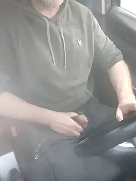 cazzoweb online show from April 18, 2026, 12:20 pm