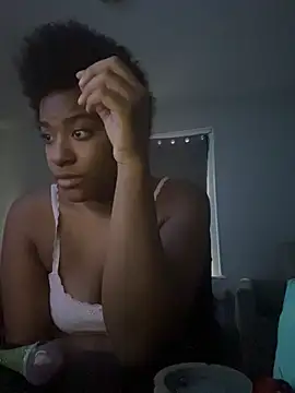 Tu GataLinda online show from November 25, 2025, 12:27 pm