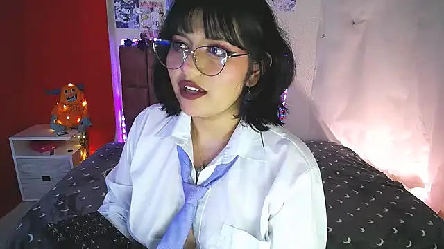 saragon1 online show from March 19, 2026, 6:34 pm