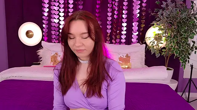 NoraHaynes online show from April 5, 2026, 3:04 am