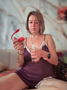 Milena-MilfaXXX online show from October 6, 2025, 4:10 am