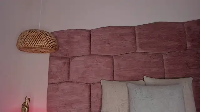 dani velvet online show from February 14, 2026, 3:03 am