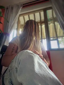 ChannelConnor  online show from November 29, 2025, 9:18 pm