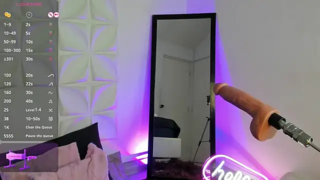 Scarlett21   online show from September 23, 2025, 5:21 am