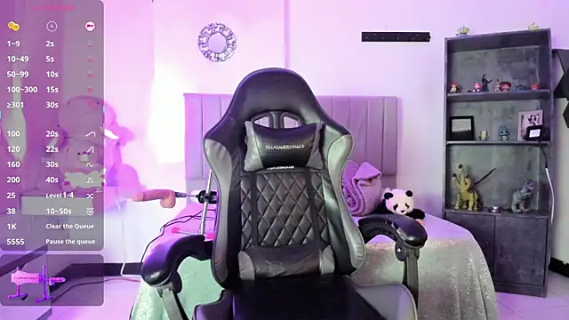 Scarlett21   online show from October 15, 2025, 4:45 am