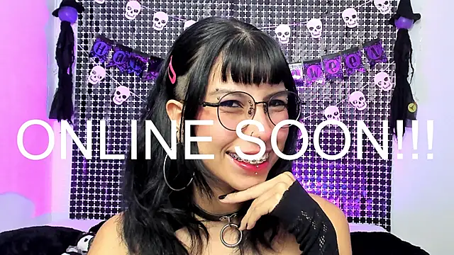 Rose 72 online show from October 30, 2025, 6:52 pm