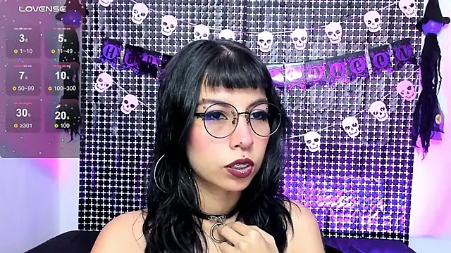 Rose 72 online show from November 3, 2025, 5:36 pm