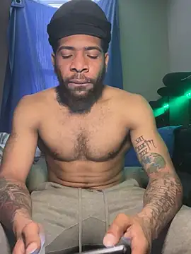 Snapshot of 1mistaGoodWood chatting on April 8, 2026, 6:08 pm 1mistaGoodWood online show from April 8, 2026, 6:08 pm