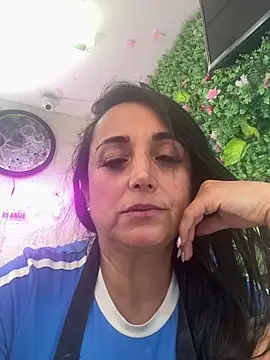 hotadhara01 online show from February 6, 2026, 8:45 pm