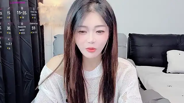 CeeKie online show from October 22, 2025, 4:57 am