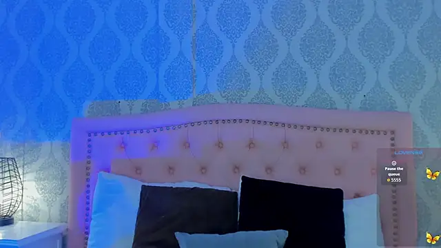 OnlyGia online show from September 22, 2025, 8:22 pm