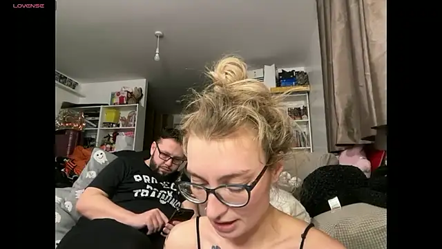 harleyblair online show from February 2, 2026, 11:03 pm