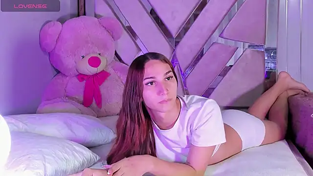 little daicel online show from November 28, 2025, 4:04 am