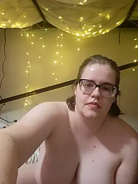 VeiledMuse online show from February 22, 2026, 2:13 am