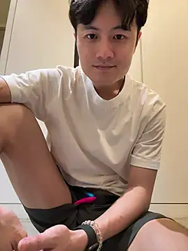 changbibit online show from April 11, 2026, 6:51 am