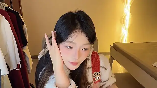 Snapshot of Robin-o3 chatting on October 17, 2025, 4:31 pm Robin-o3 online show from October 17, 2025, 4:31 pm