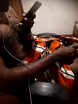 Dhanu9712 online show from September 16, 2025, 4:08 pm