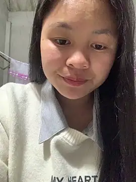 NhuFox online show from December 23, 2025, 1:14 am