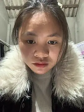 NhuFox online show from February 2, 2026, 1:21 pm