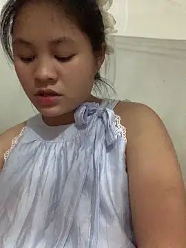 NhuFox online show from February 6, 2026, 2:38 am