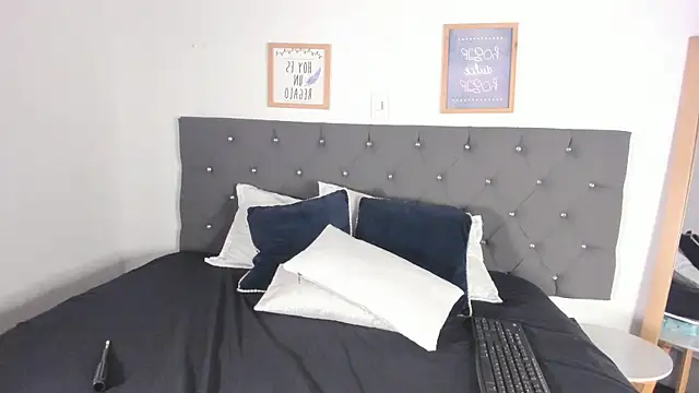 Snapshot of Danicaa_sweet_ chatting on June 11, 2026, 3:48 am Danicaa sweet online show from June 11, 2026, 3:48 am