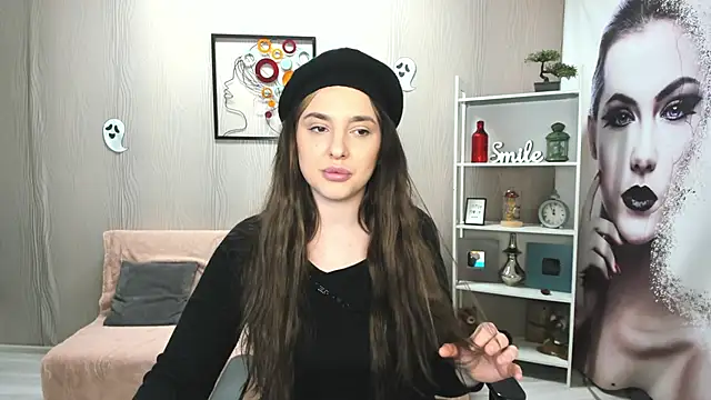 JaquelinLaurent online show from November 11, 2025, 8:53 pm